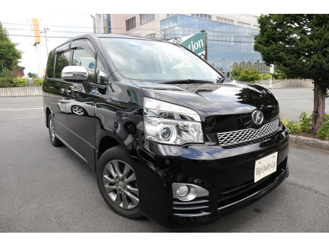 ヴォクシー2.0 ZS 煌III 4WD