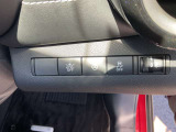 各スイッチ類は運転席右下にまとまっています!