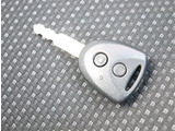 入庫時・販売時・納車前に、弊社基準の68項目に及ぶ点検整備を実施しております。