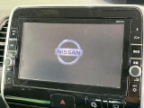 【純正9インチナビ】人気の純正ナビを装備しております。ナビの使いやすさはもちろん、オーディオ機能も充実!キャンプや旅行はもちろん、通勤や買い物など普段のドライブも楽しくなるはず♪