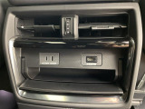 【AC100V/AC100W】電化製品などの電子機器をコンセントに繋いで使用することが可能です!!キャンプなどのアウトドア時に非常に便利です♪