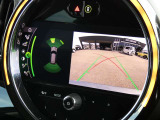 障害物センサー付きのバックモニター搭載!バック時の後方確認をサポート!