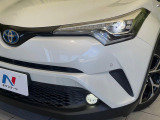 【シーケンシャルターンランプ付きLEDヘッドライト】人気の『流れるウィンカー』付きのLEDヘッドライトを装備♪高級感はもちろん、点灯時は存在感たっぷりで他車からも認識されやすく安心です。