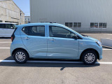 静岡ダイハツの中古車は、展示前に徹底した洗車や室内清掃を実施しております。