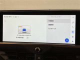 いまや必須装備「ナビゲーション」搭載!知らない場所にスイスイッとドライブ。もう、これなしではハンドルを握れませんね!でも運転中の操作は危険ですのでご注意ですね☆