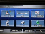 ナビゲーションももちろん装備☆多彩な機能で快適ドライブをアシスト☆オーディオ機能も充実していますね☆