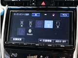 お車選びをお楽しみ頂けるよう、在庫車の展示スペースを十分に確保しております。