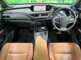 UX 250h バージョンL 