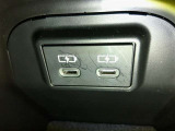 USB充電ができます。
