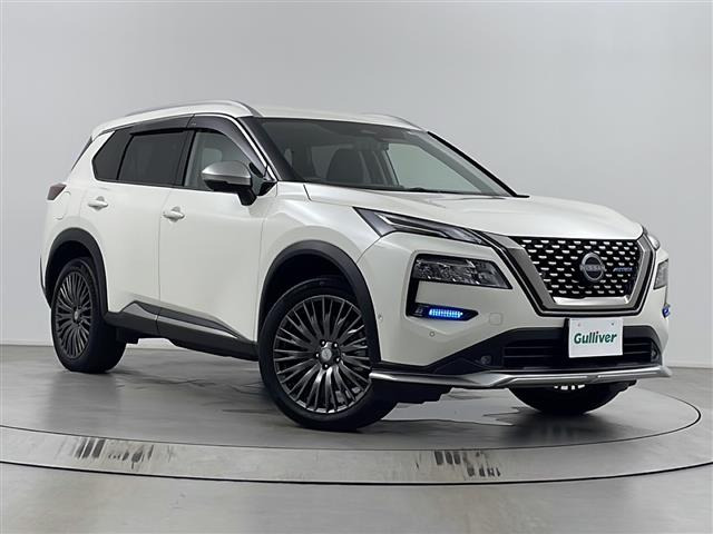 エクストレイル 1.5 AUTECH アドバンスド パッケージ e-4ORCE 4WD 4WD 本革シート