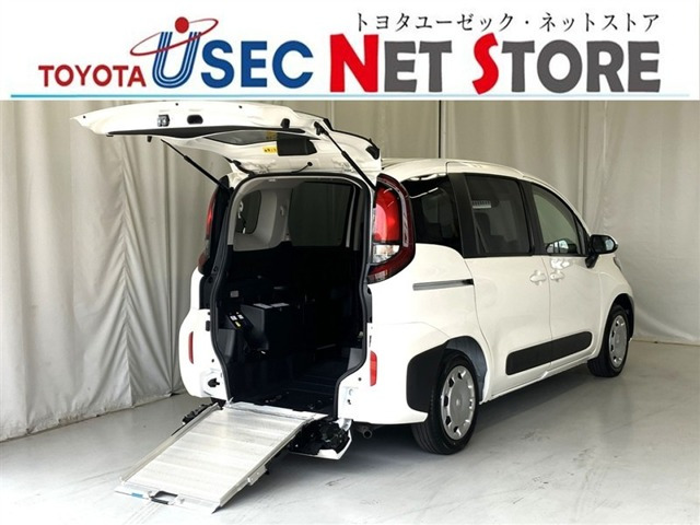 シエンタ1.5 X ウェルキャブ 車いす仕様車 タイプI 助手席側セカンドシート無