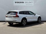 ◆バック/万が一を考え、安全性を重視する方に選ばれているVOLVO車。ドアを開閉するとその重み・厚みに驚くはず
