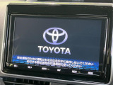 【純正9型ナビ】人気の純正ナビを装備しております。ナビの使いやすさはもちろん、オーディオ機能も充実!キャンプや旅行はもちろん、通勤や買い物など普段のドライブも楽しくなるはず♪