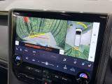 【パノラミックビューモニター】専用のカメラにより、上から見下ろしたような視点で360度クルマの周囲を確認することができます☆死角部分も確認しやすく、狭い場所での切り返しや駐車もスムーズに行えます。
