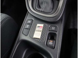 <電動パーキングブレーキ>パーキングブレーキのかけ忘れや操作の誤りを防ぐなど、さまざまなメリットを備えています。