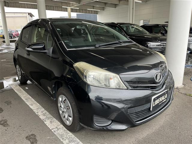 ヴィッツ1.3 F スマイルエディション 4WD4WD 修復歴無し