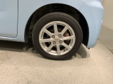 ご納車までの期間ですが、県内のお客様は1,2週間、県外のお客様は2,3週間ほどでご納車が可能となります。但し、お支払いや書類の状況によっては多少の前後もありますので、その際には何卒ご了承下さい。