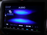 CD、DVD、Bluetooth、AM、FM、スマートフォン接続ができます。
