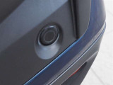 コーナーセンサーもついておりますので、駐車時も安心です。