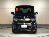 衝突軽減ブレーキ付きです!自動的に緊急ブレーキを作動させて衝突を回避または、衝突時の被害を軽減します。