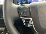 運転中、オーディオの操作をしてて、ハッとしたことはありませんか?ステアリングスイッチは、運転中でもハンドルでオーディオの操作が可能です。安全なドライブをサポートします。