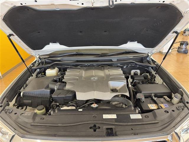 トヨタ ランドクルーザー200 4.6 ZX 4WD 4WD 本革シート の中古