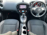 前席内装の全体像です。是非実車をご覧にお越し下さい。実際に座って頂けると気付くこともあります。