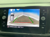 ●ガイドライン付きバックカメラ:不安な駐車もこれで安心!ガイドライン付きなので狭い箇所での駐車もラクラクです!