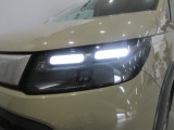 LEDヘッドライトを装備しています。光軸のはっきりした明るいヘッドライトは暗い夜道で効力を発揮します!