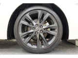 215/45R17