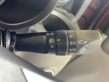 【オートライト(AUTO)】外の明るさをシステムが感知して、自動でヘッドライトが点灯します!ヘッドライトをつけ忘れを防ぐ便利機能です。