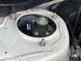 【Dampers】車高が低くなり、スタイリッシュな見た目となっております。車両の重心が下がる事で、走行時の安定性も向上します♪