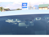 安全・安心!運転支援システム!アイサイト付き。ステレオカメラで常に前方を監視し、必要に応じてブレーキなどの制御を行う支援システムでドライバーの安全運転をサポートします。