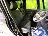 運転席シート廻りは使用感も少なく、良好な状態となっています。丁寧に使われていたことがよくわかりますね。