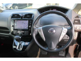 セレナ 2.0 ハイウェイスター V エアロモード+Safety 4WD 