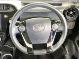 【純正革巻きステアリング】上質な革を使用することで、手にしっかり馴染みとても運転しやすいハンドルです♪