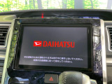 【純正ナビ】人気の純正ナビを装備しております。ナビの使いやすさはもちろん、オーディオ機能も充実!キャンプや旅行はもちろん、通勤や買い物など普段のドライブも楽しくなるはず♪