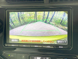 【バックカメラ】駐車時に後方がリアルタイム映像で確認できます。大型商業施設や立体駐車場での駐車時や、夜間のバック時に大活躍!運転スキルに関わらず、今や必須となった装備のひとつです!