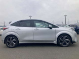 外部査定機関にて車両の鑑定を行っております。外部の第三者機関AISによる厳しい検査で車両を細かくチェックしております。安心して当店の車両をお選び下さい。「Re:HYBRID」は鑑定書の発行をしております。