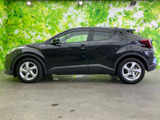C-HR ハイブリッド 1.8 S LED パッケージ 