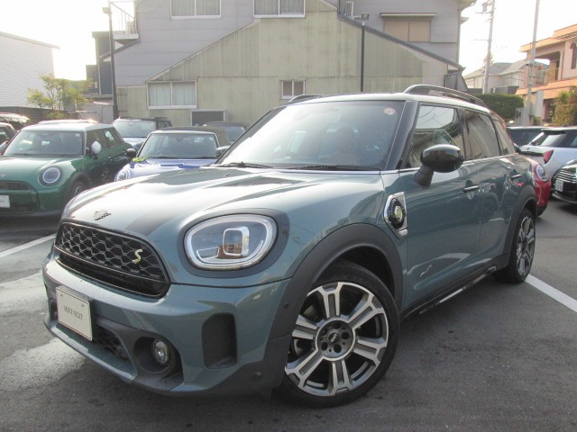ミニクロスオーバークーパー S E オール4 4WD