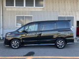 ヴォクシー 2.0 ZS 煌II 4WD 