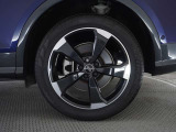 アウディ認定中古車の延長保証制度はお客様のご希望により、有償にて一年間延長することが可能です。 アウディの安心なカーライフをお約束します。  ※料金など詳細は販売店にお問い合わせください。