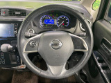 【純正革巻きステアリング】上質な革を使用することで、手にしっかり馴染みとても運転しやすいハンドルです♪
