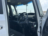 みなさまのお車選びのお手伝いをさせてください!スタッフ一同心よりご来店、お問い合わせをお待ちしております!
