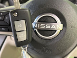 【キーレス】少し離れた場所からでもボタン一つでドアの開錠・施錠ができるのでとっても便利!ドアの鍵穴周りに傷をつけることもありません♪