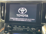 【9インチ ディスプレイオーディオ】大画面ディスプレイへお持ちのスマートフォンと連携して、ナビやbluetoothでの音楽再生が可能です♪デザインはもちろん操作性も良好!別途ナビ機能の取付可能です♪