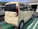 右斜め後ろからの画像です