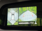 【アラウンドビューモニター】専用のカメラにより、上から見下ろしたような視点で360度クルマの周囲を確認することができます☆死角部分も確認しやすく、狭い場所での切り返しや駐車もスムーズに行えます。