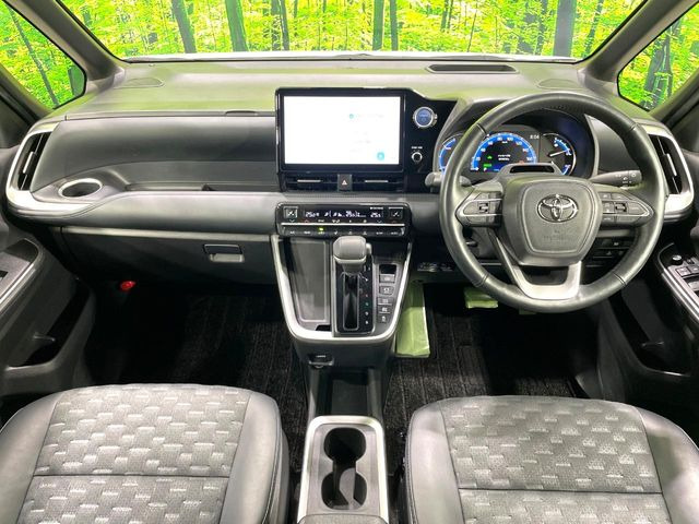 トヨタ ヴォクシー 1.8 ハイブリッド S-Z の中古車詳細 (37,835
